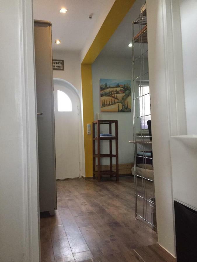 Wohlfuehloase - Zimmer, Appartment - Im Herzen Starnbergs Esterno foto